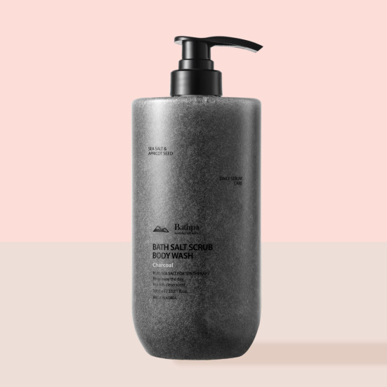 [Bathpa] Гель-скраб для тела с морской солью и древесным углём Bathpa Bath Salt Scrub Body Wash Charcoal, 1000 мл