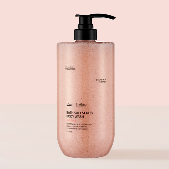 [Bathpa] Гель-скраб для душа с морской солью и экстрактом белой розы Bath Salt Scrub Body Wash Soft Rosy, 1000 мл